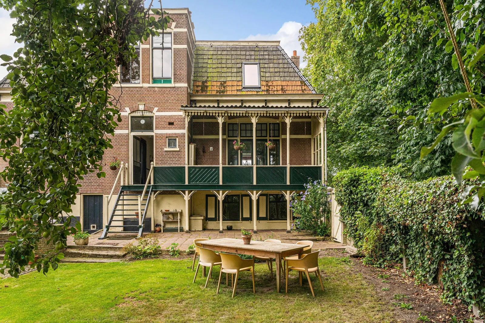 Pastorie Kerkbuurt, Blankenham – het huis aan de dijk
