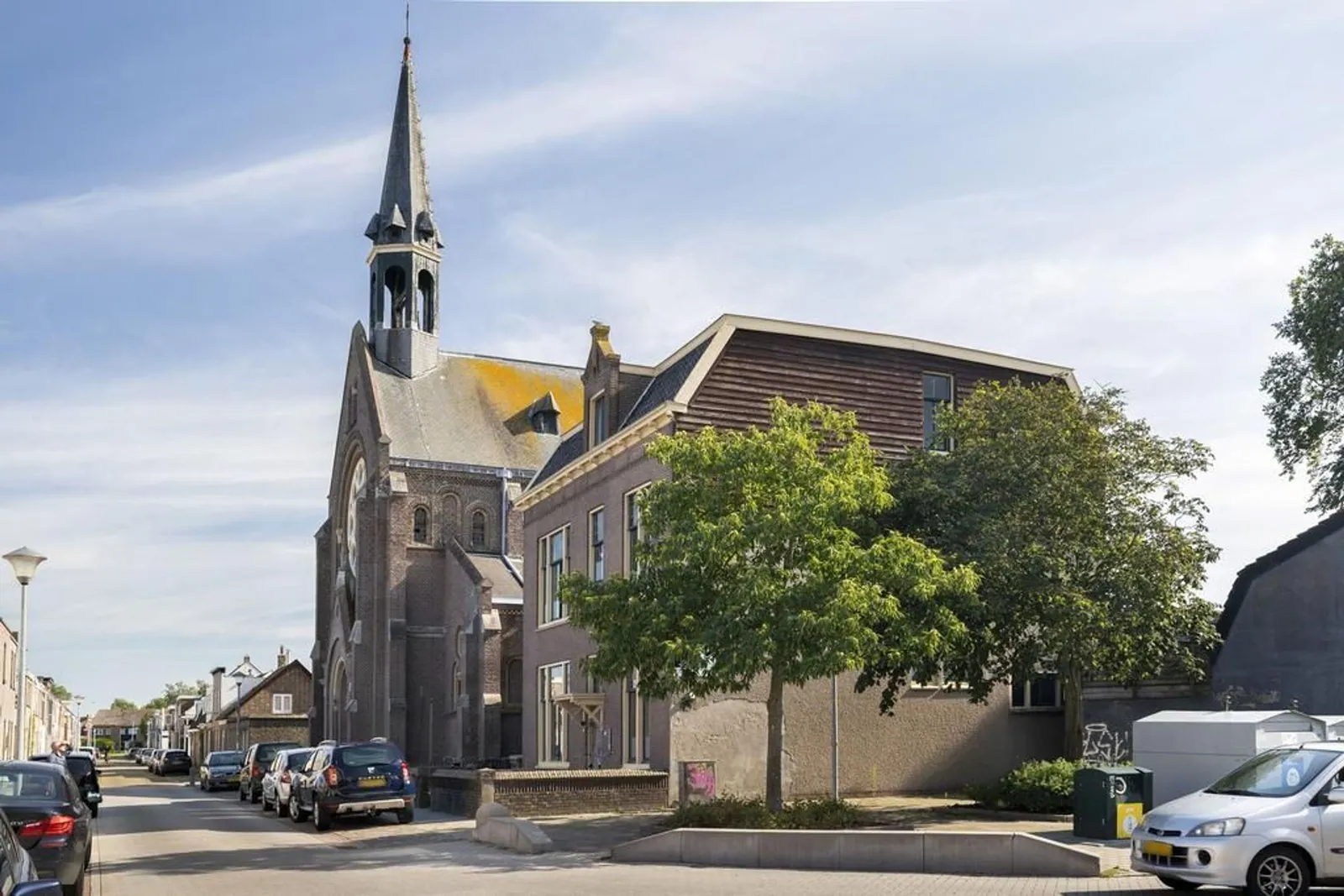 Pastorie Jan in 't Veltstraat, Den Helder – pastorie en kerk in de straat
