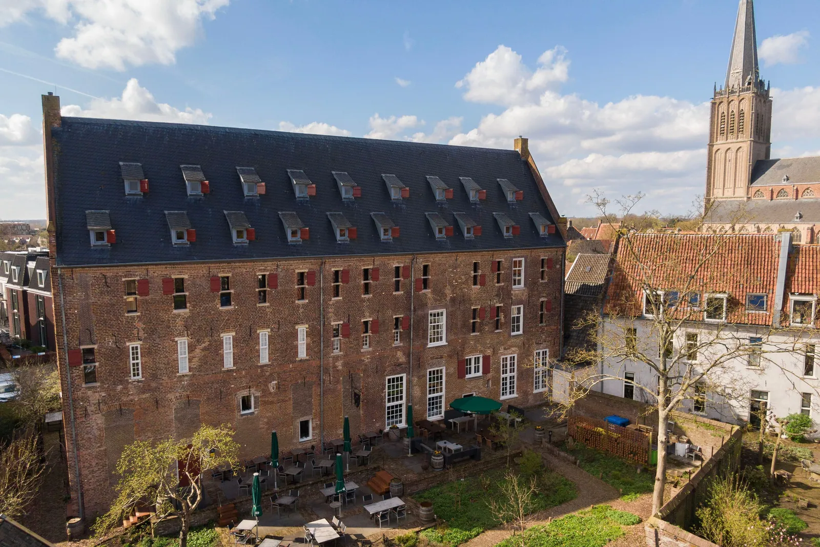 Het Arsenaal, Doesburg – Het Arsenaal aan de rand van de binnenstad