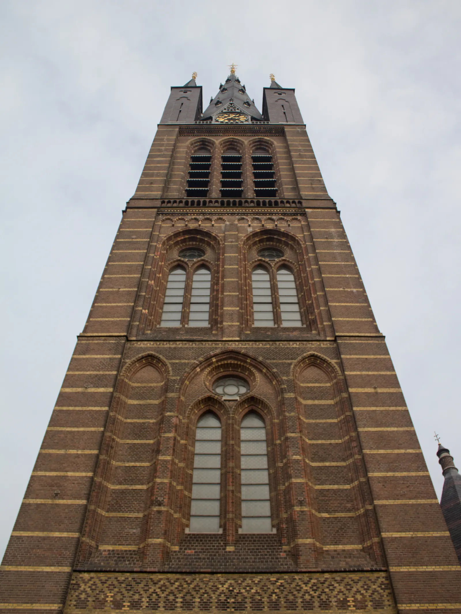 Sint-Vituskerk, Hilversum (1892), ontwerp Pierre Cuypers