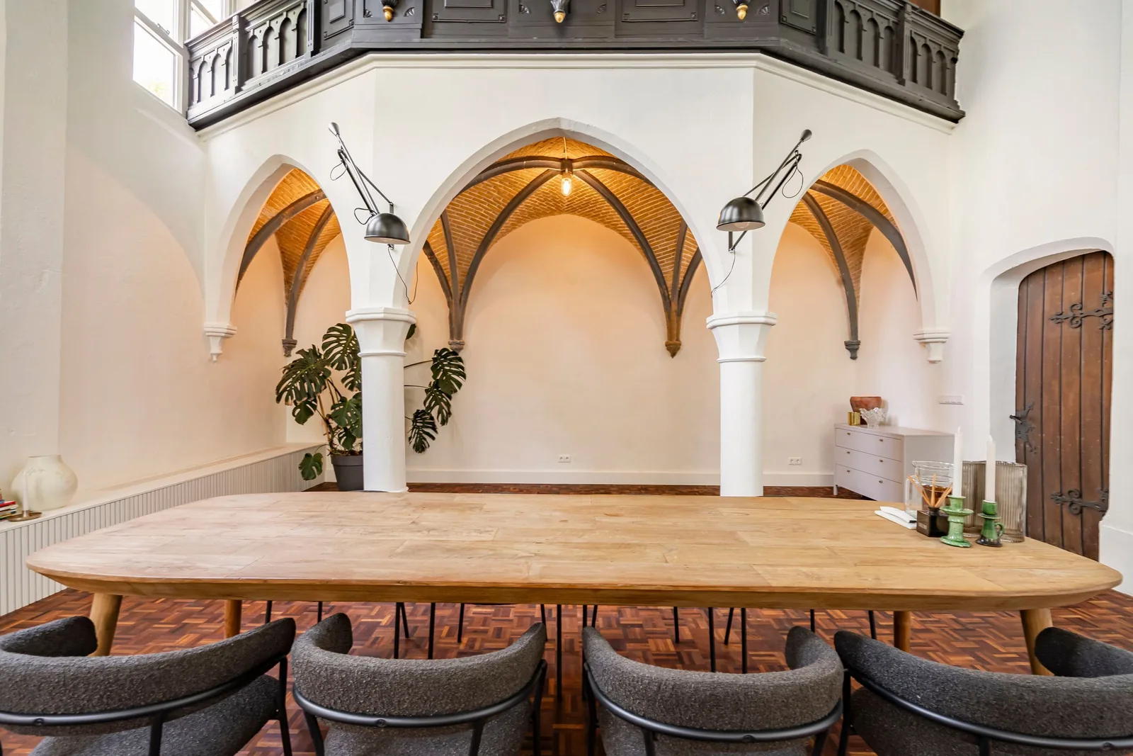 St.-Nicolaaskerk, Kuinre – de spitsbogen van het voormalige koor