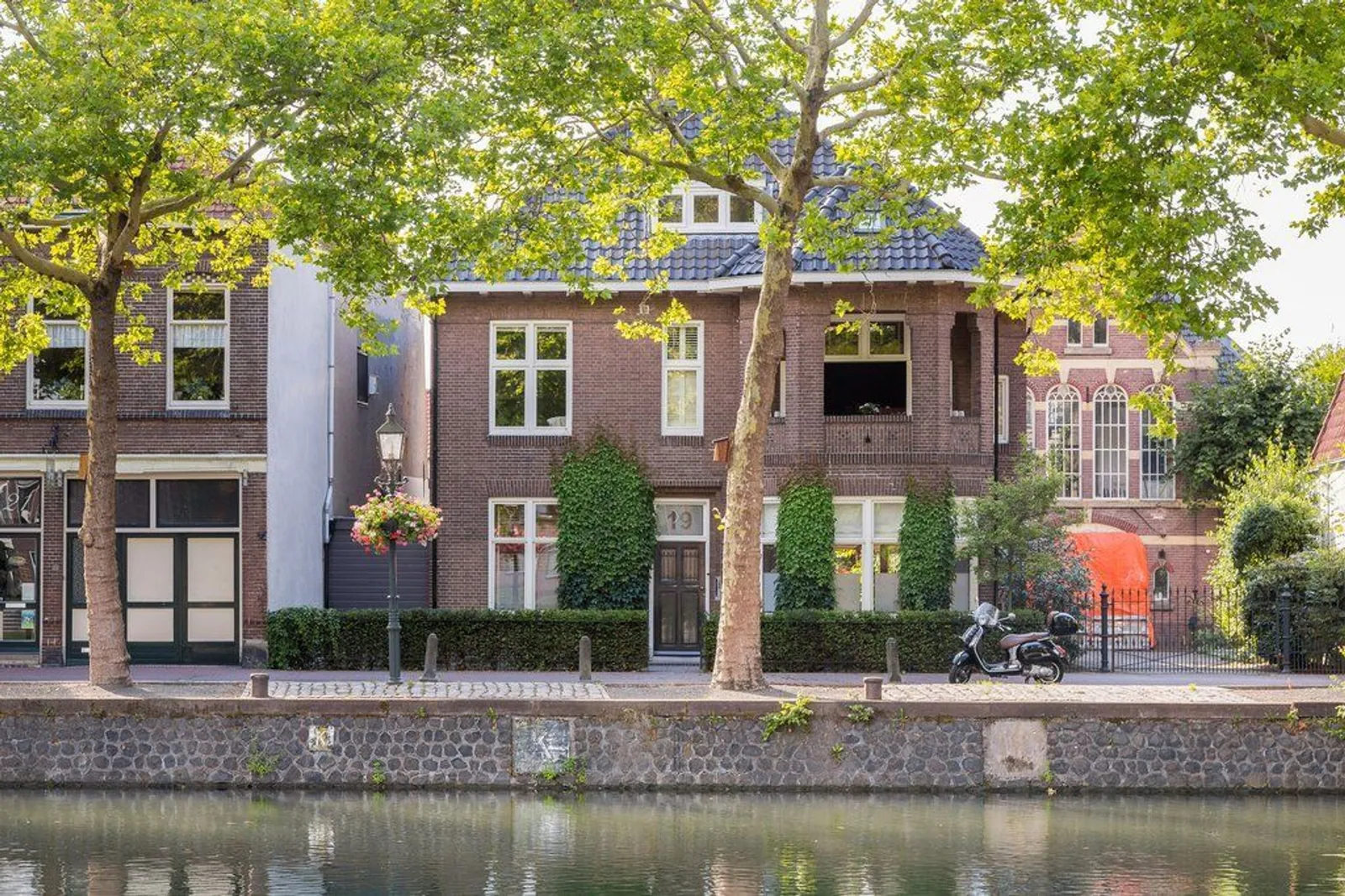 Pastorie Dorpsstraat, Vreeswijk – de voormalige pastorie aan de Dorpsstraat in Vreeswijk
