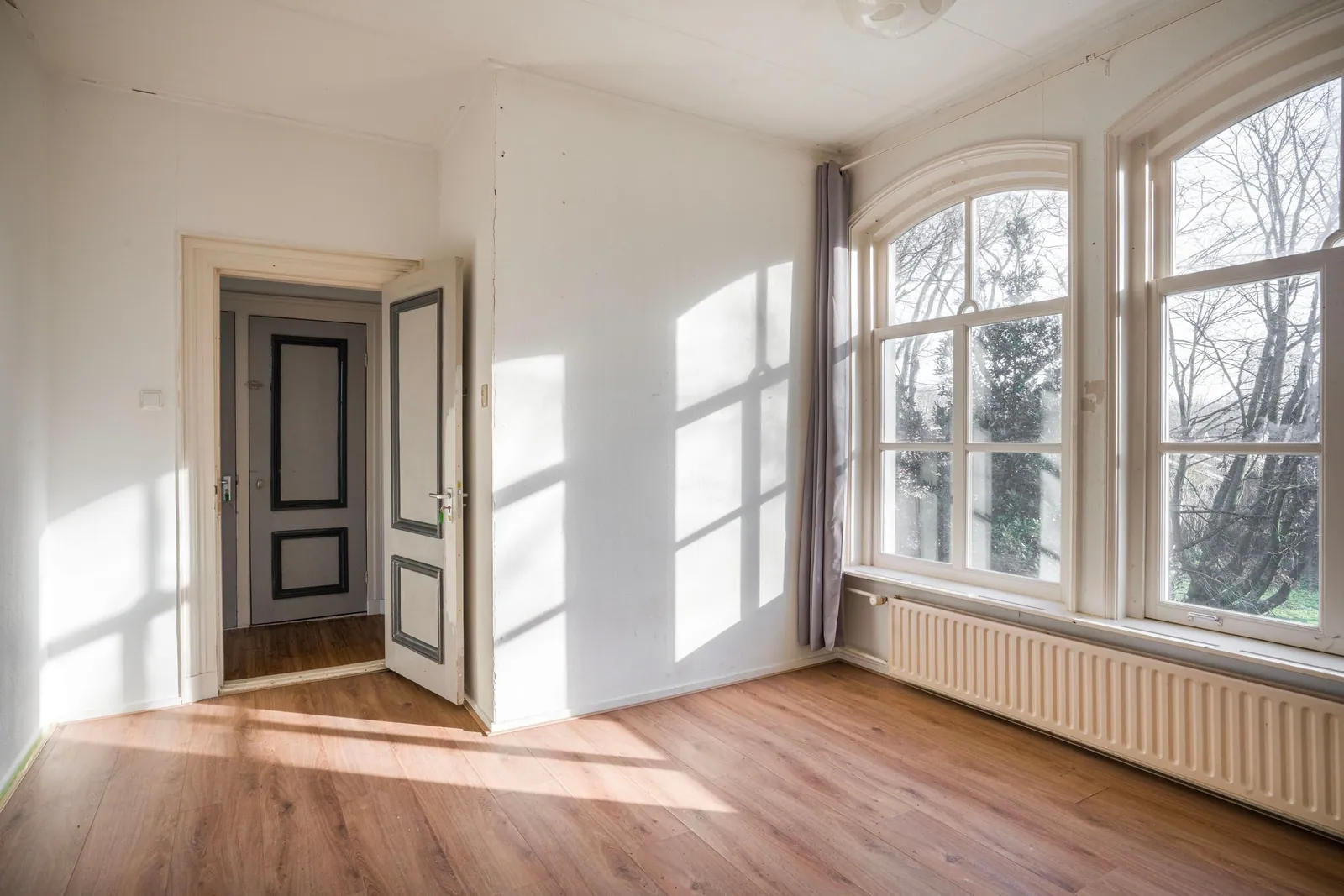 Pastorie Westerweg, Purmerend – een kamer met erker