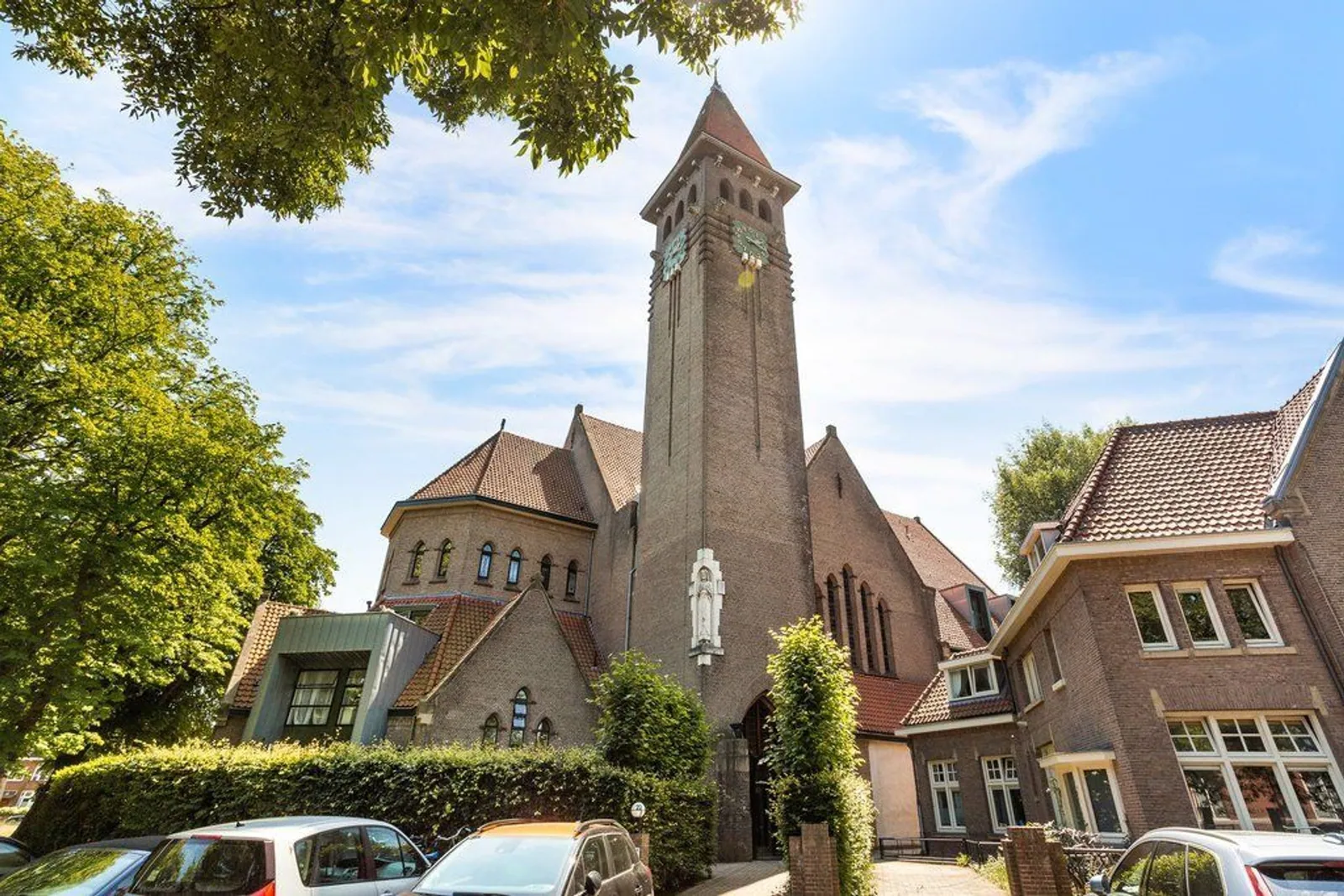 Heilig Hartkerk, Utrecht – de voormalige Heilig Hartkerk aan Oudwijk