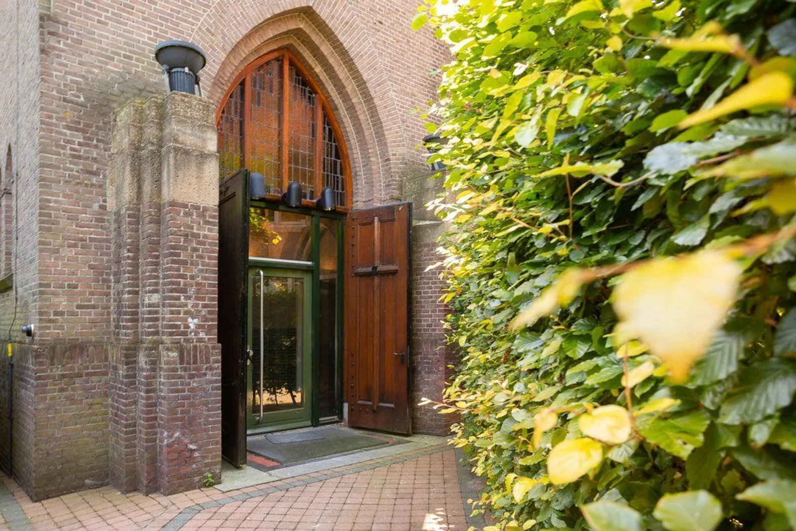 Heilig Hartkerk, Utrecht – de entree van het complex