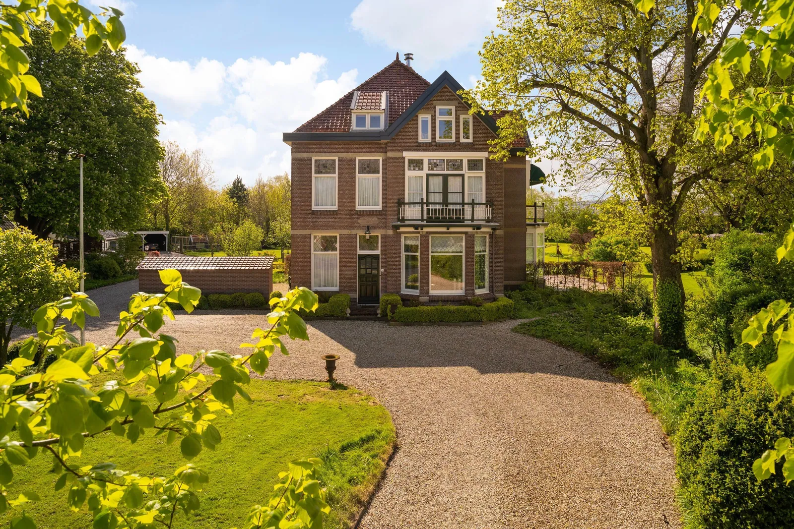 Pastorie Grintweg, Yerseke – het huis in de tuin