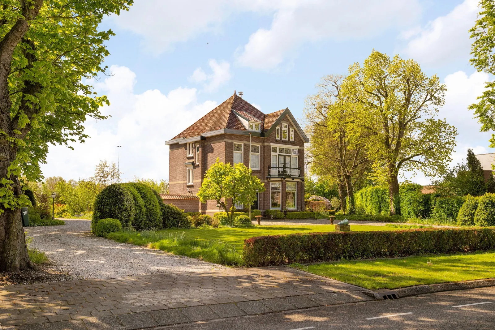 Pastorie Grintweg, Yerseke – de oprit